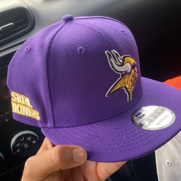 Bb - Picture 7 of 12